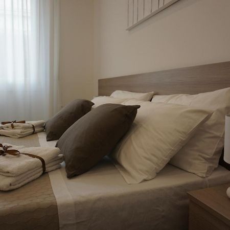 Azzisa Holidays Suite ปาแลร์โม ภายนอก รูปภาพ